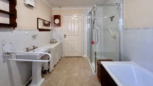 Photo 13- click for photo gallery